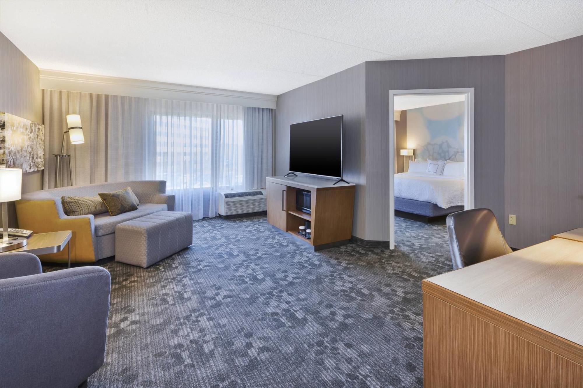 Courtyard By Marriott Secaucus Meadowlands Hotel Buitenkant foto