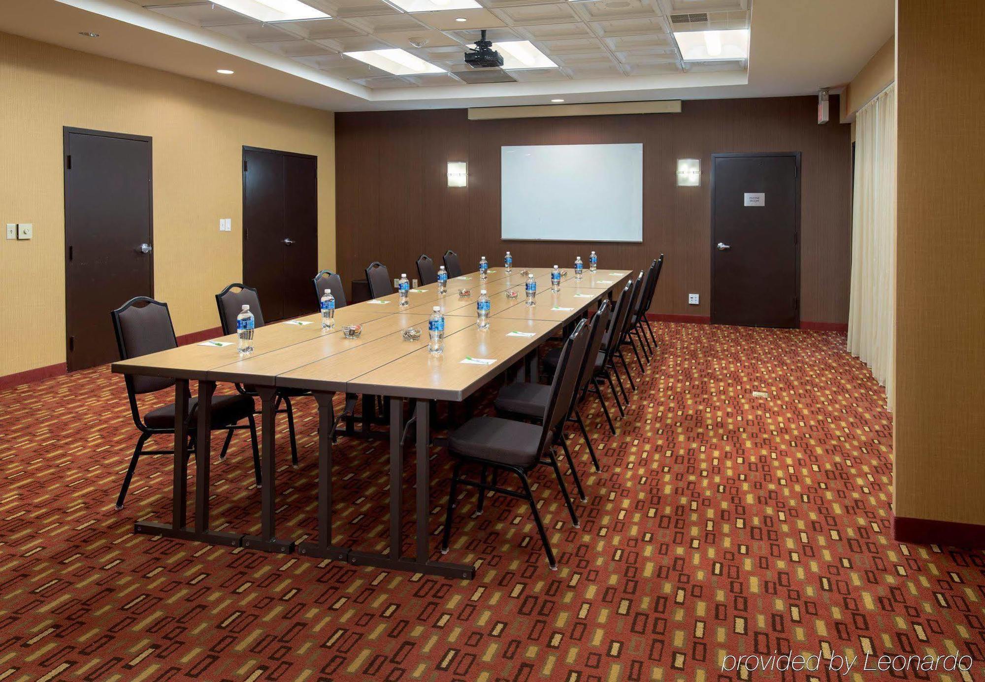 Courtyard By Marriott Secaucus Meadowlands Hotel Buitenkant foto