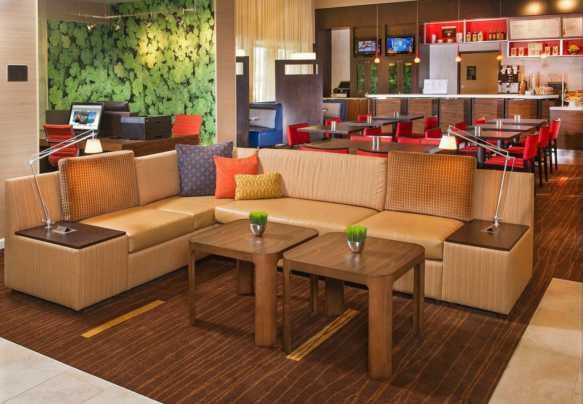 Courtyard By Marriott Secaucus Meadowlands Hotel Buitenkant foto